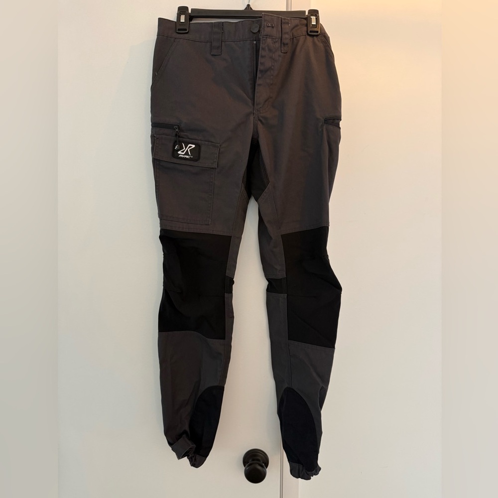 Revolution Race Women’s Black and Gray Cargo Pants